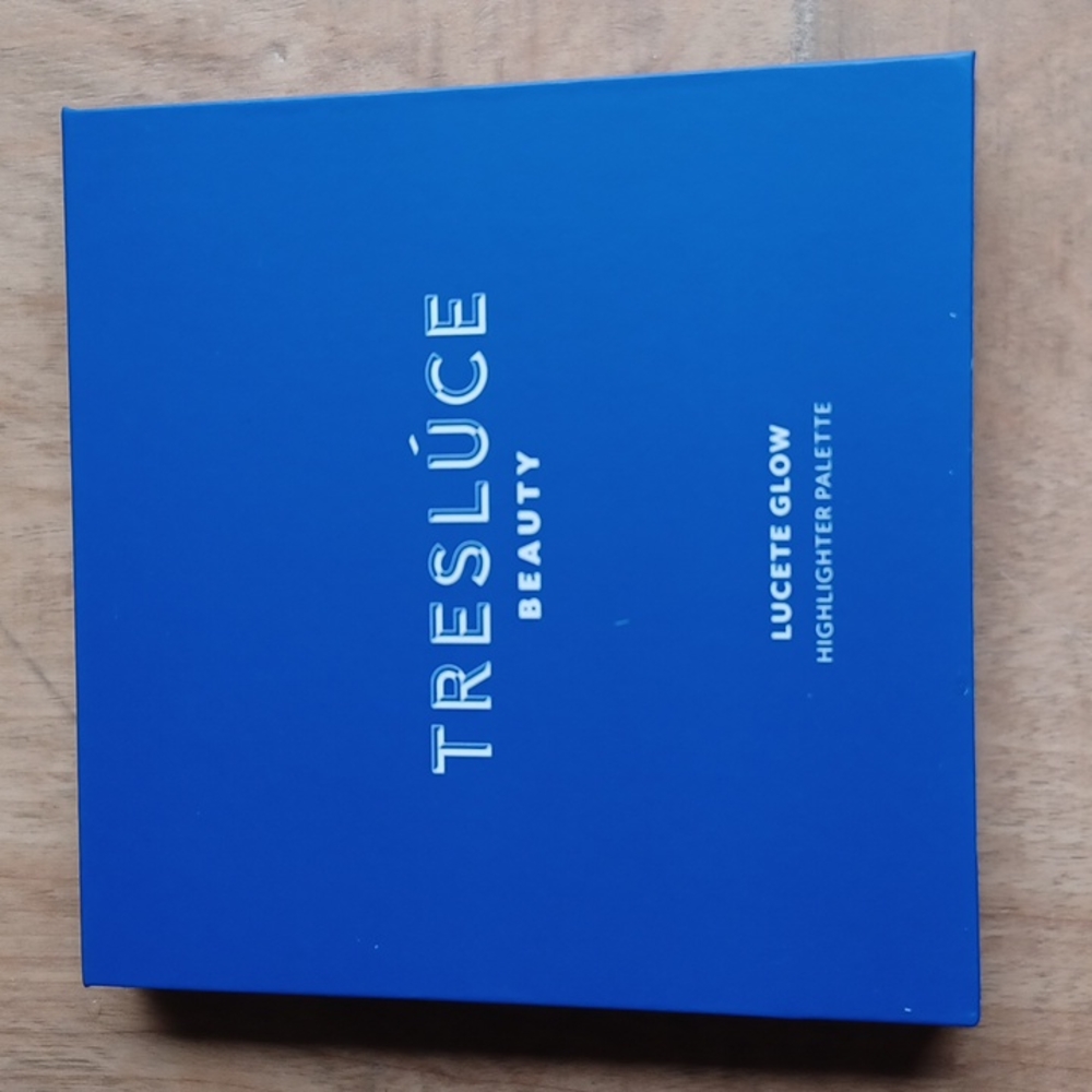 Tresluce Beauty Highlighters   4 palette
